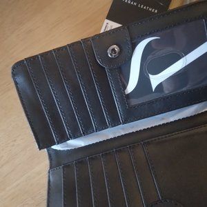 Vera Wang Wallet BRAND NEW WITH TAG